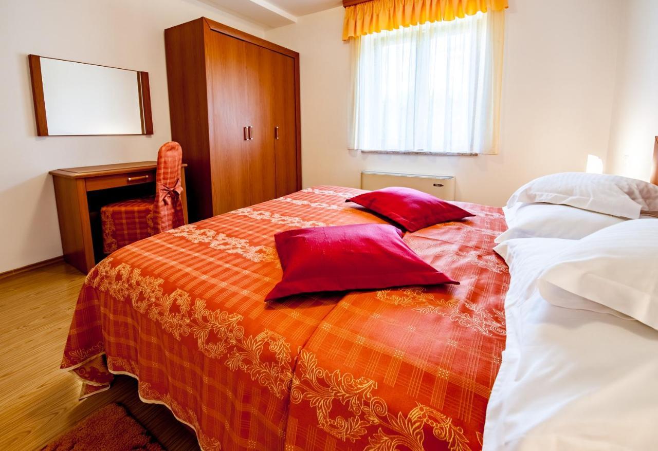 Villa Magnolija Крес Екстериор снимка